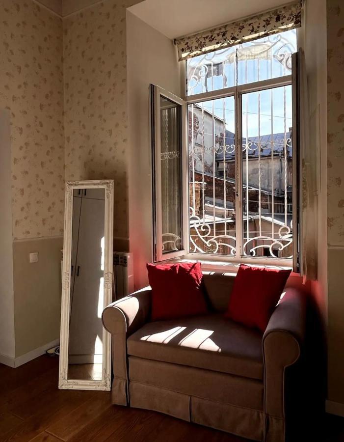 Sweet Home Near Opera House Lviv Exterior foto